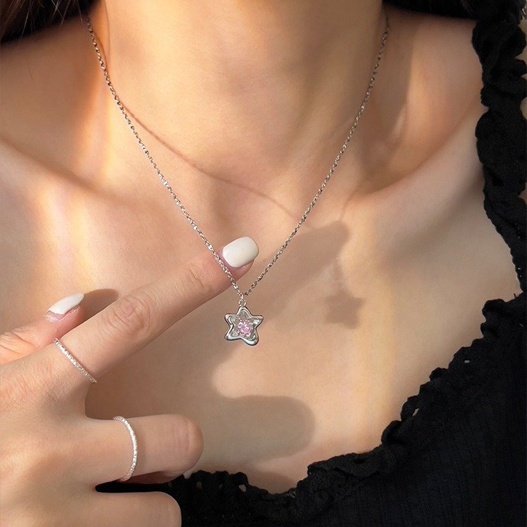 Sweet Star Pendant Necklace Female Temperament Pink Zircon Elegant S925 Silver Clavicle Chain All-match Internet Celebrity Necklace Fashion